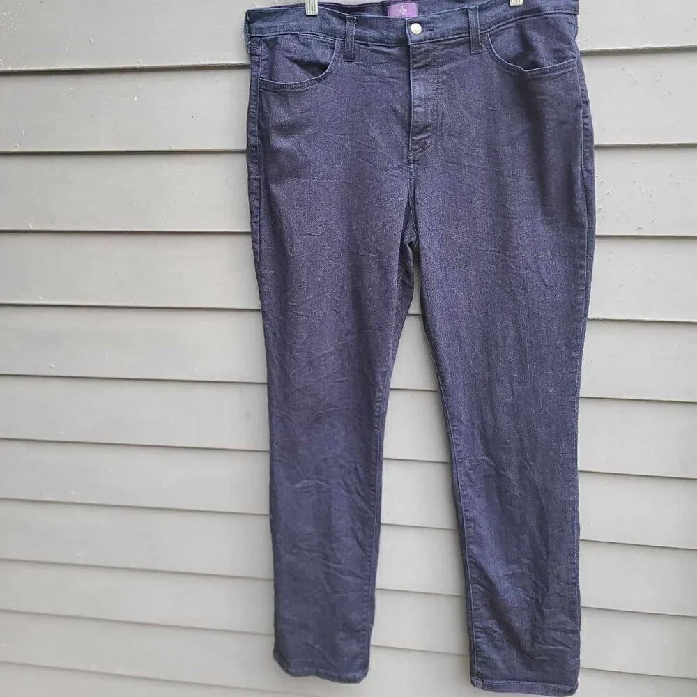 NYDJ Straight Jeans size 14 with Lift Tuck Technology